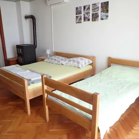 Maestral- On The Apartment *