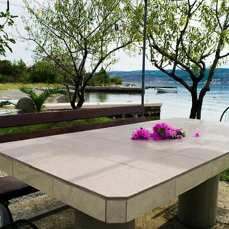 Apartman Maestral- On The